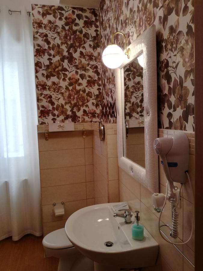 B&B Abatjour - Ambiente Sanificato - Test Antilegionella Assolto Foggia Exterior foto